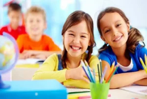 Niños de la escuela primaria.